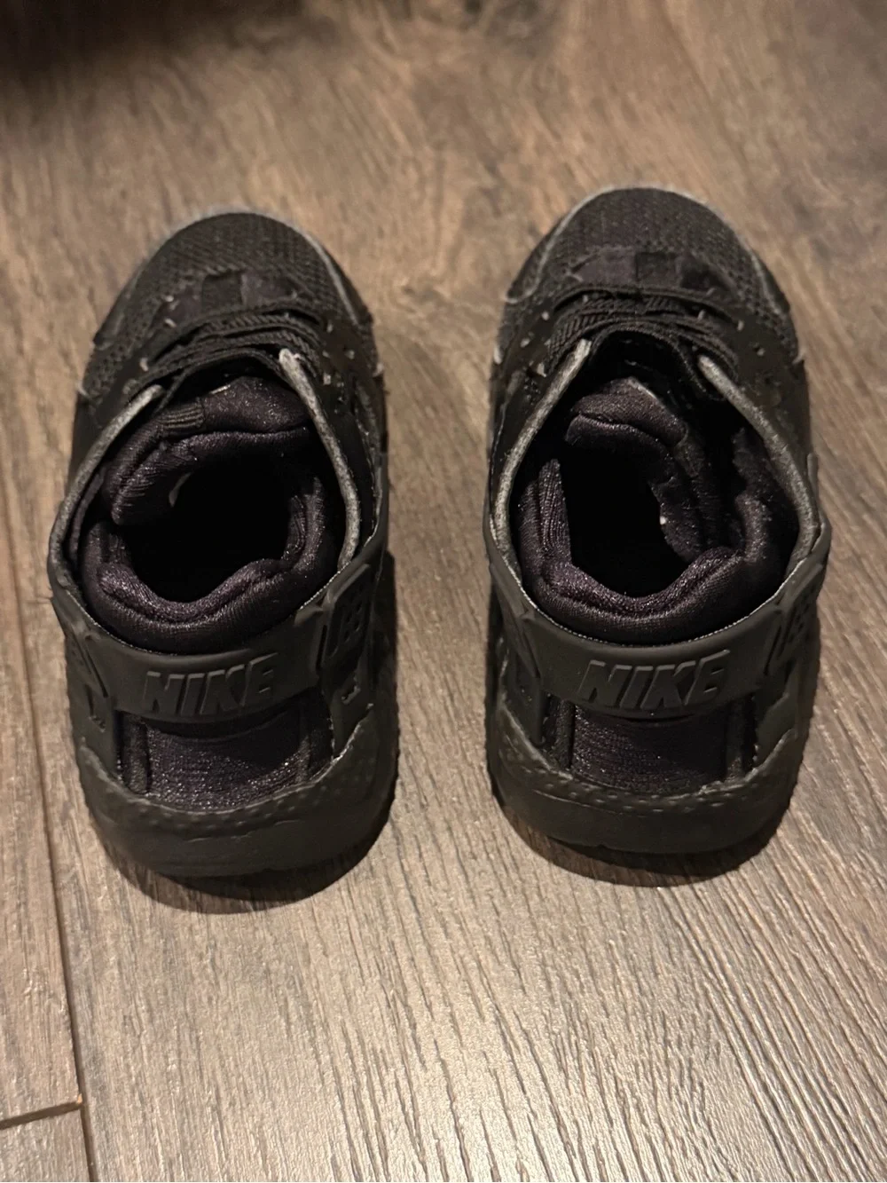 Nike Huarache Kids Black Athletic Sneakers